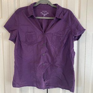 Sonoma short sleeve button down shirt.  Purple size XL.